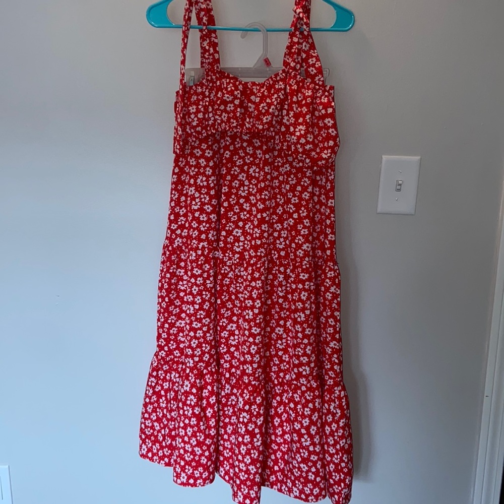 2 piece red with flower print skirt set, perfect for summer or vacations!